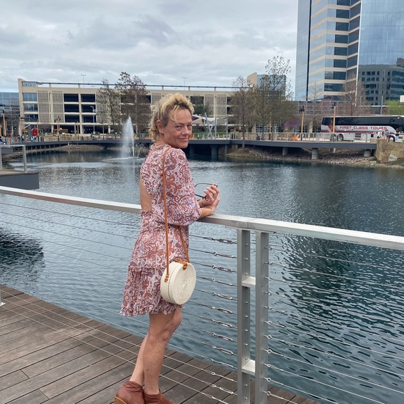 Meet your Posher, Nancy - Picture 12 of 12